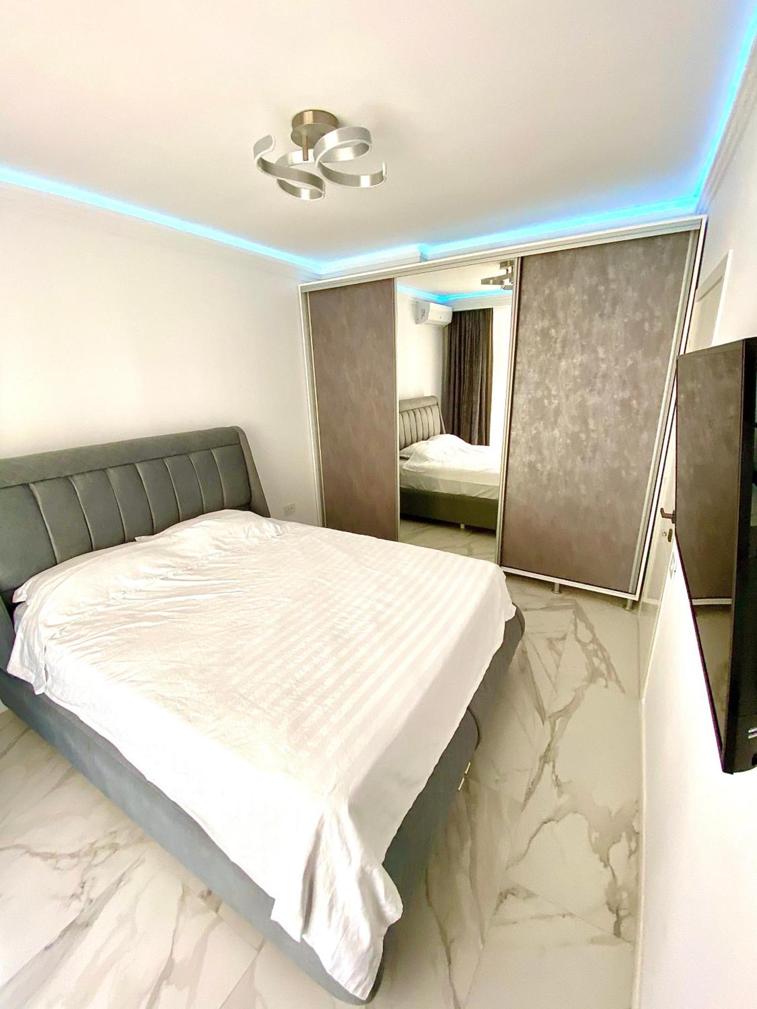 Marcony Boutique * Mamaia